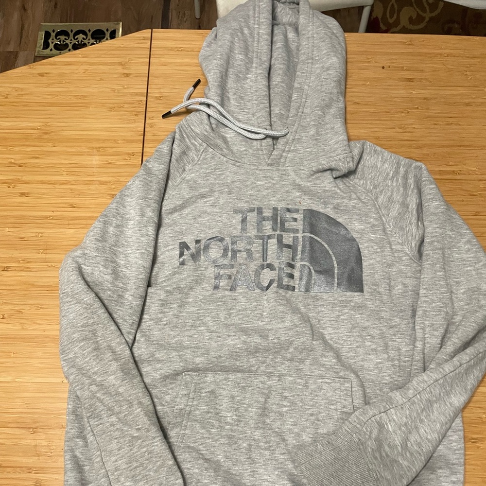 North Face Women’s Logo Hoodie